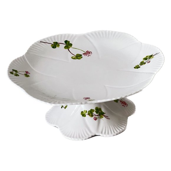 Y2K Shamrock/Clover Design Scalloped Cake Stand By Julia Minasian - Picture 2 of 15
